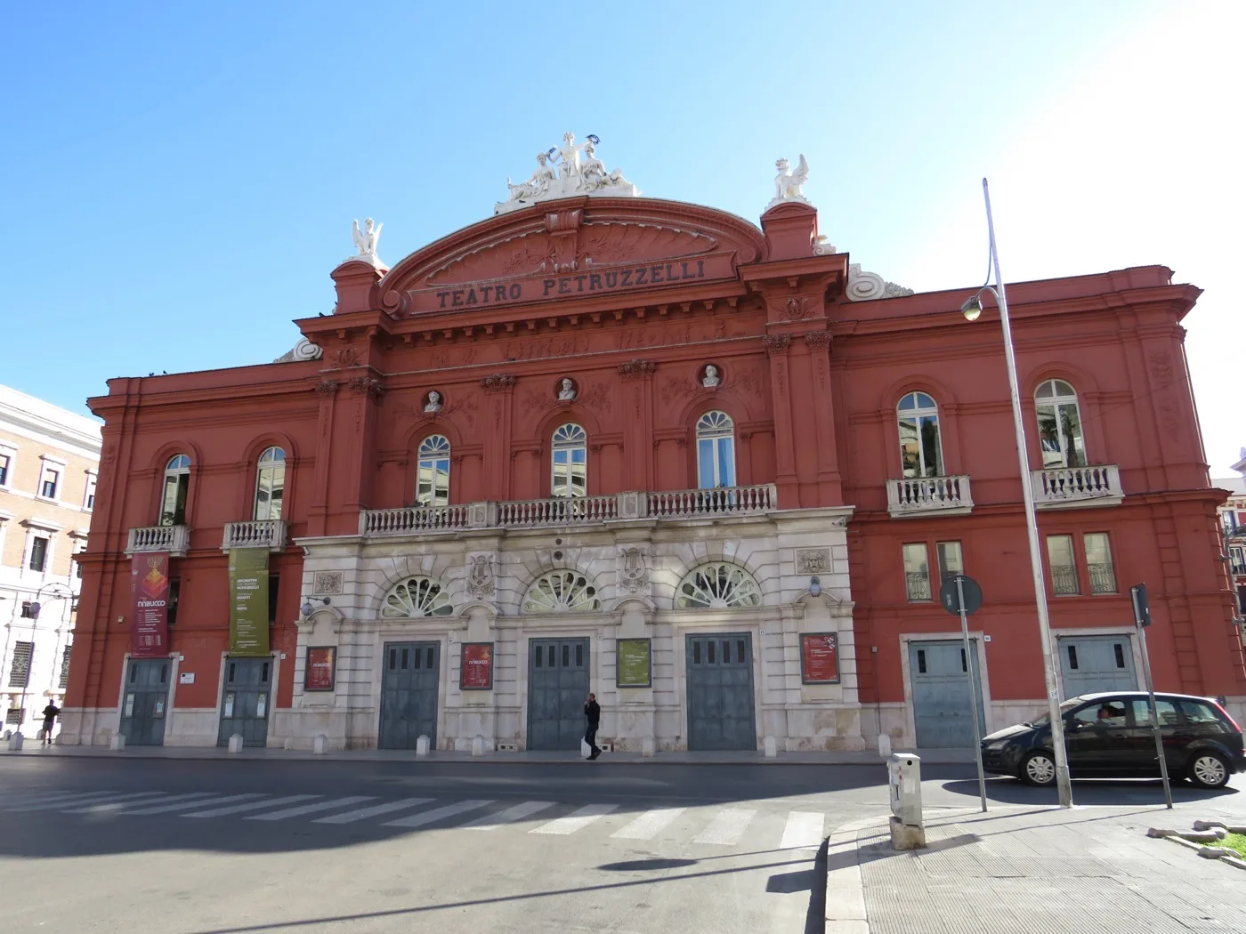 Teatro Petruzzelli — Bari 1