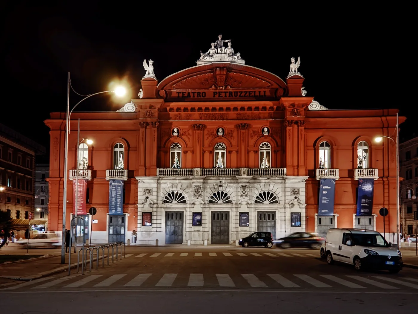 Teatro Petruzzelli — Bari 11