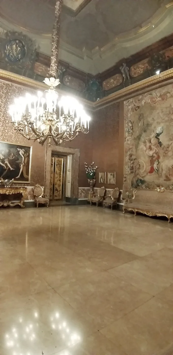 Palazzo Reale — Napoli 7