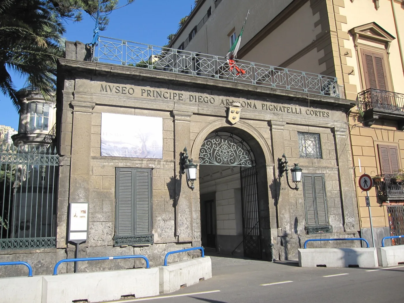 Villa Pignatelli — Napoli 9