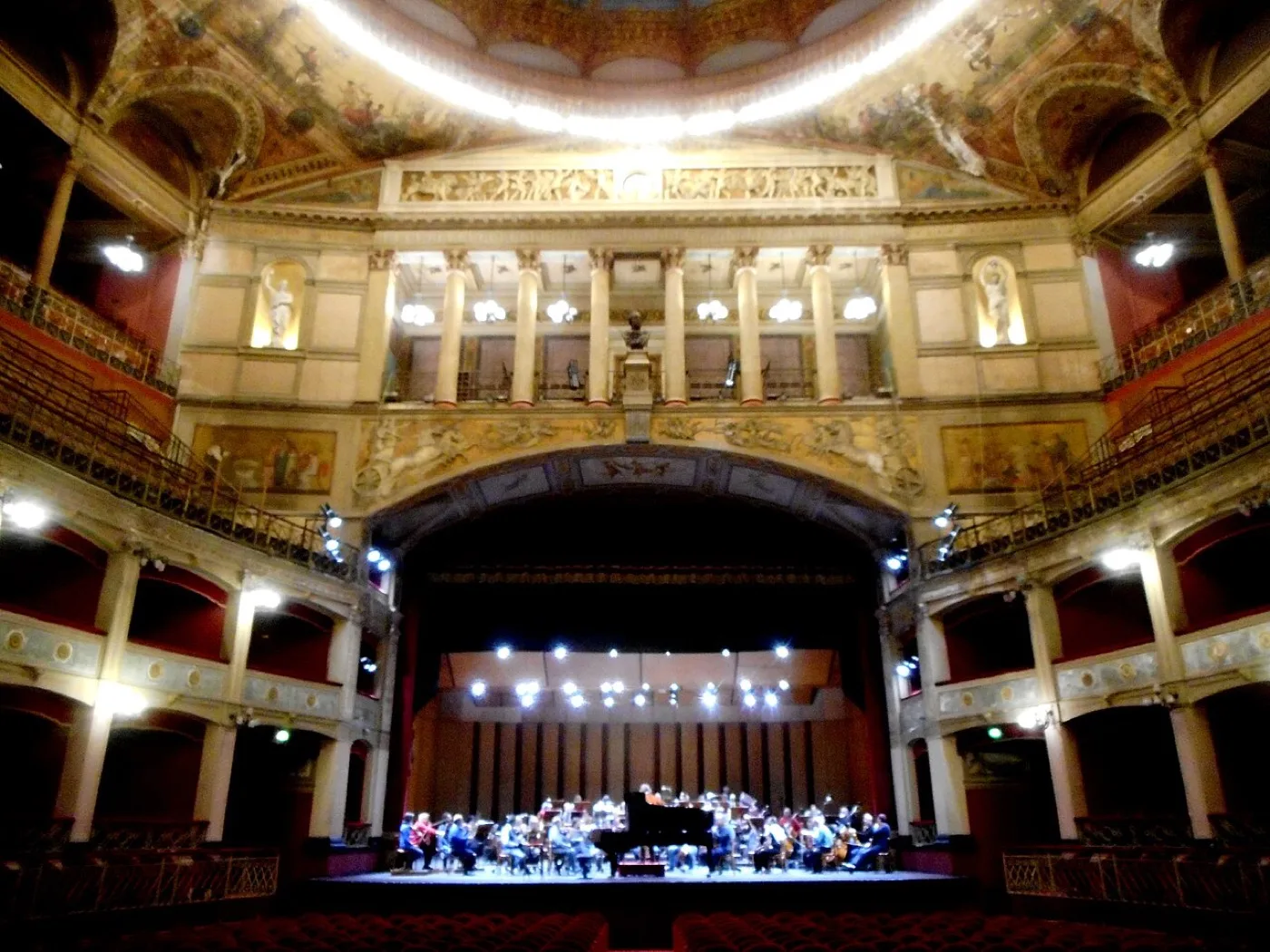 Teatro Politeama Garibaldi — Palermo 7