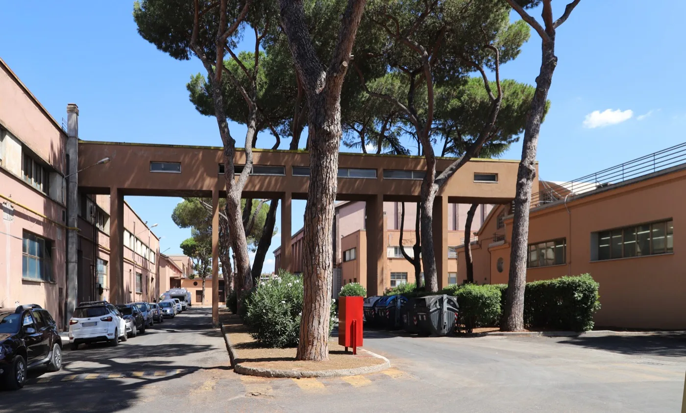 Cinecittà Studios — Roma 6