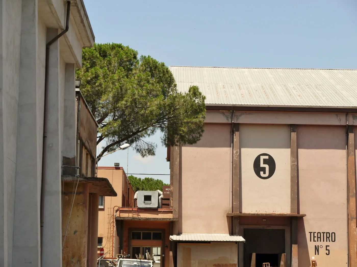 Cinecittà Studios — Roma 9