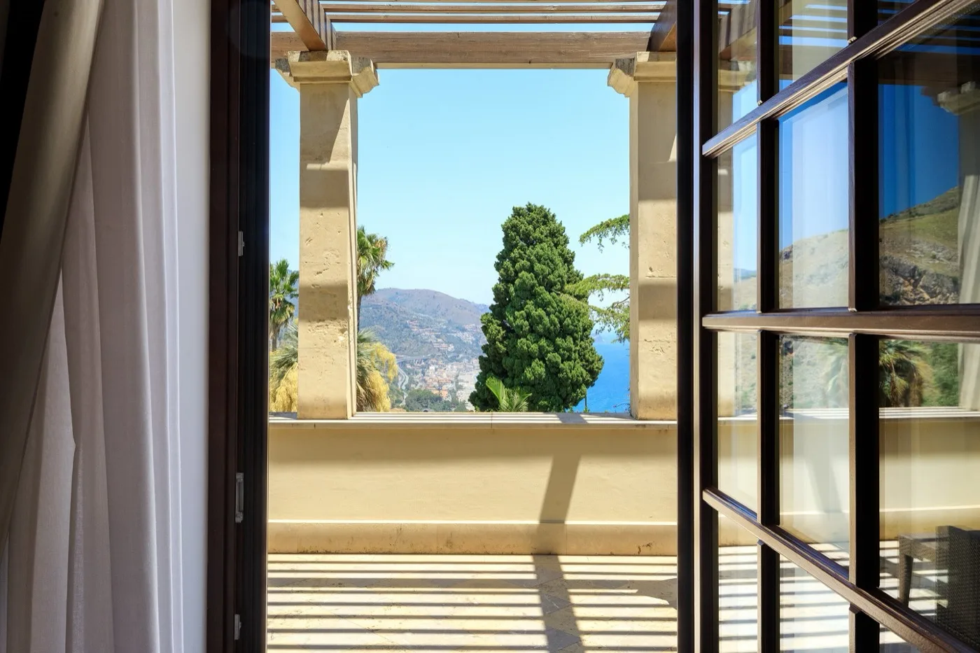 The Ashbee Hotel — Taormina 4