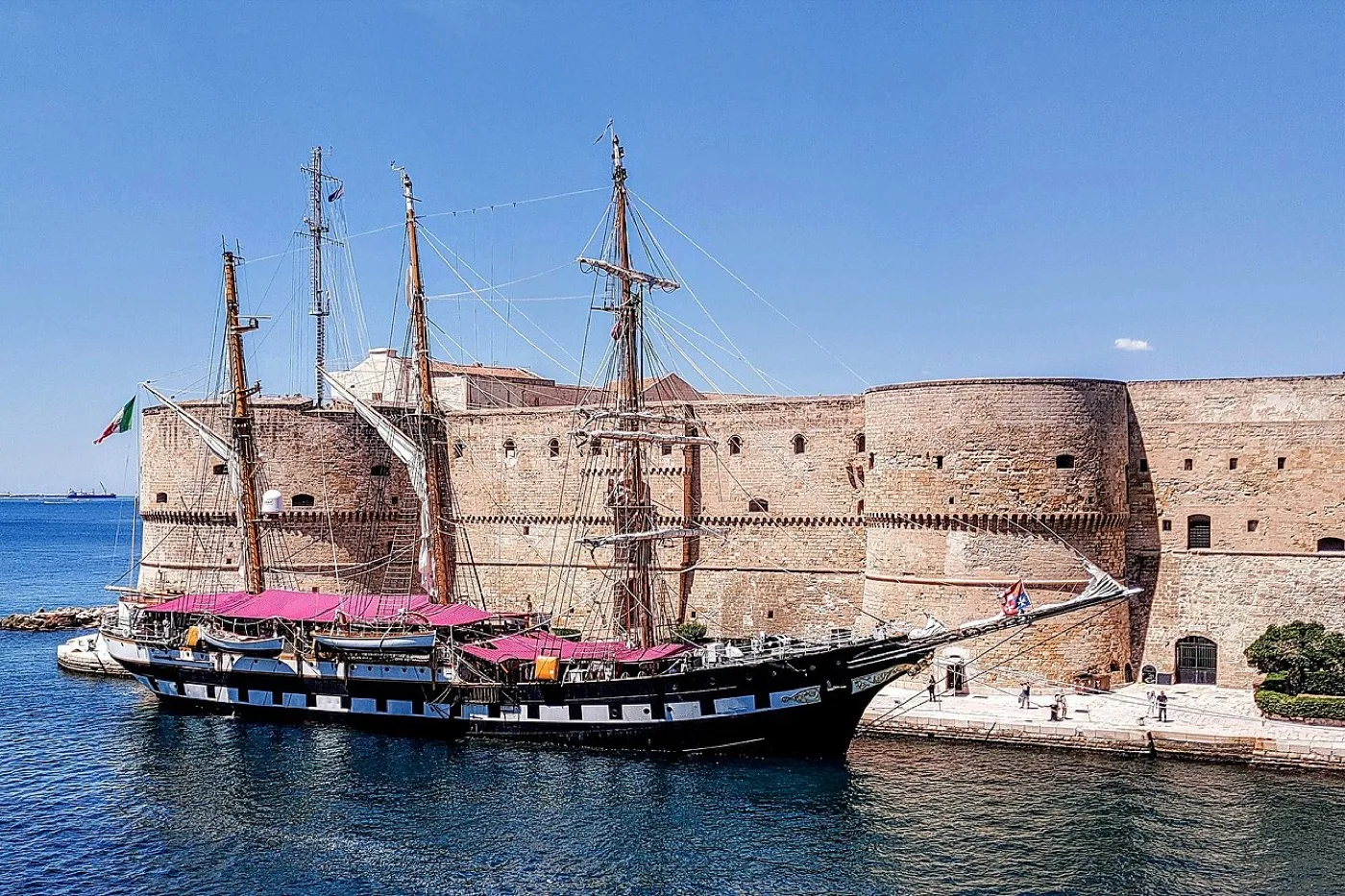Castello Aragonese — Taranto 6